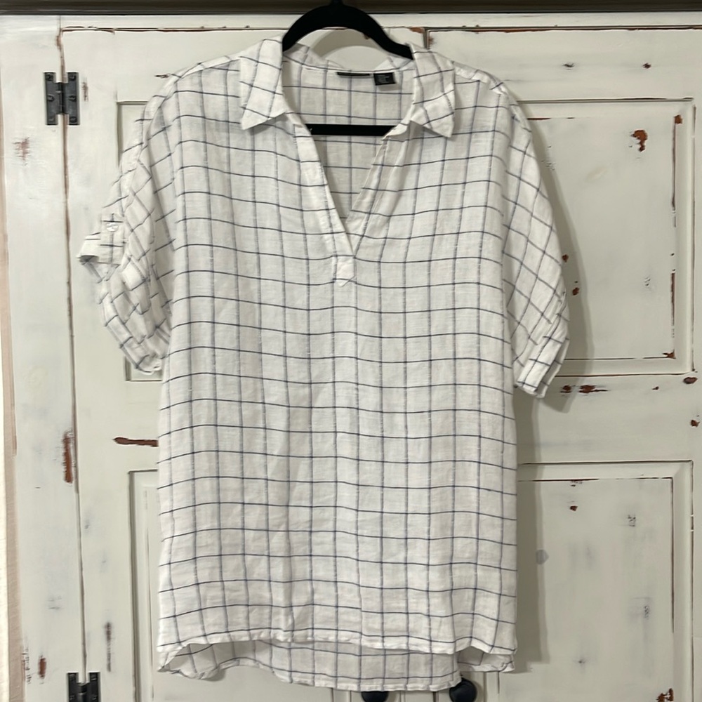 Tahari linen top.